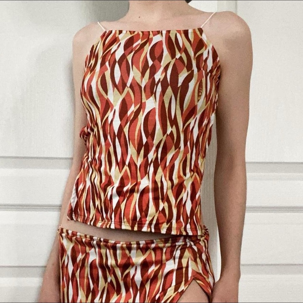 Oh, mighty women’s top, new without tags